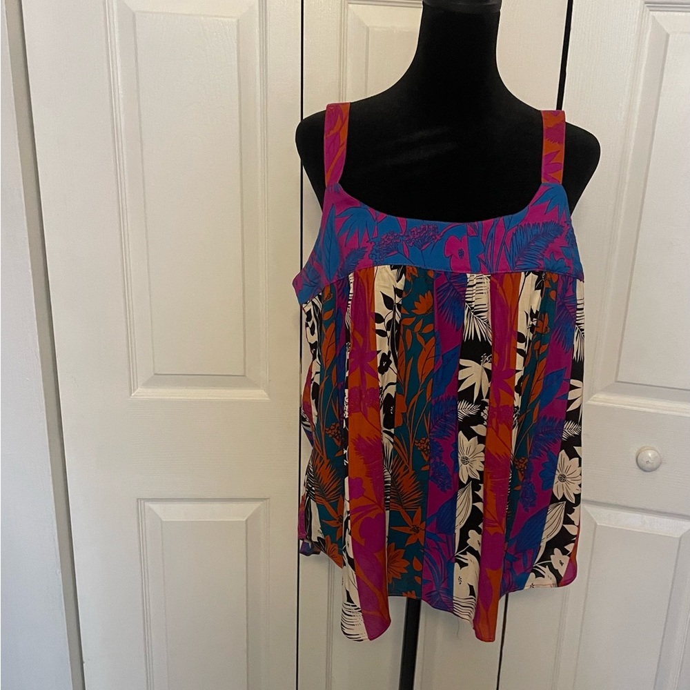 Rose + Olive Floral Top Size Medium